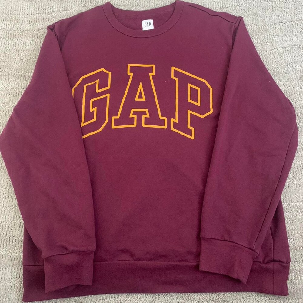 GAP Arch Logo Crewneck Sweatshirt